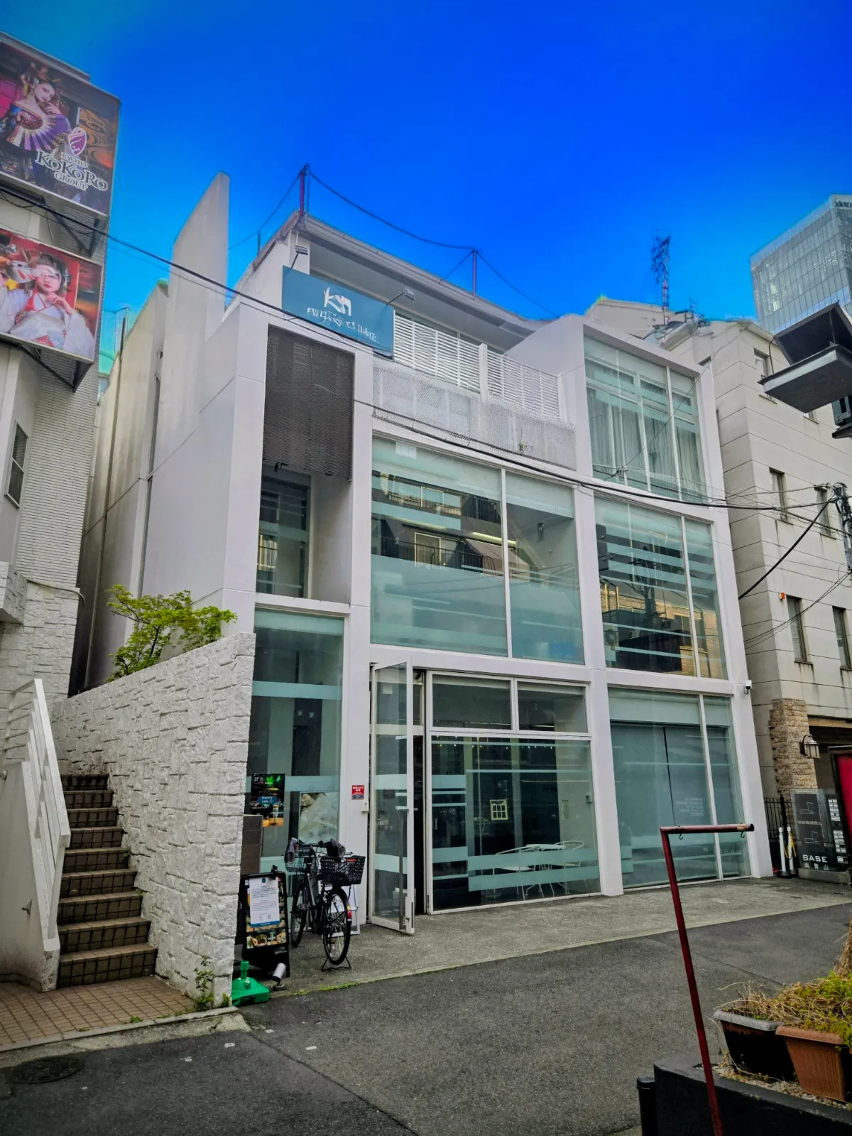 BASE南青山外観